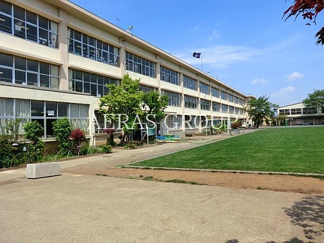 小学校　東大和市立第四小学校（小学校）まで635m