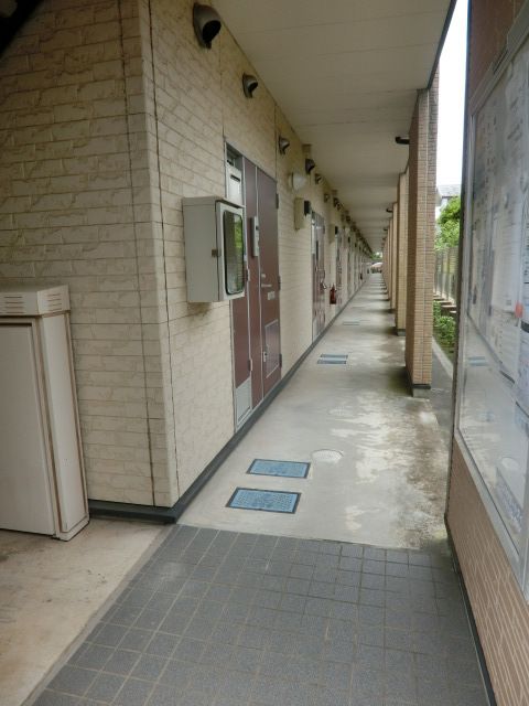 エントランス　お部屋へはこちらから