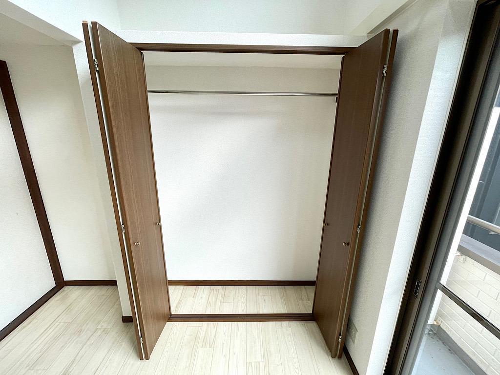 アーバン栗生の内装写真