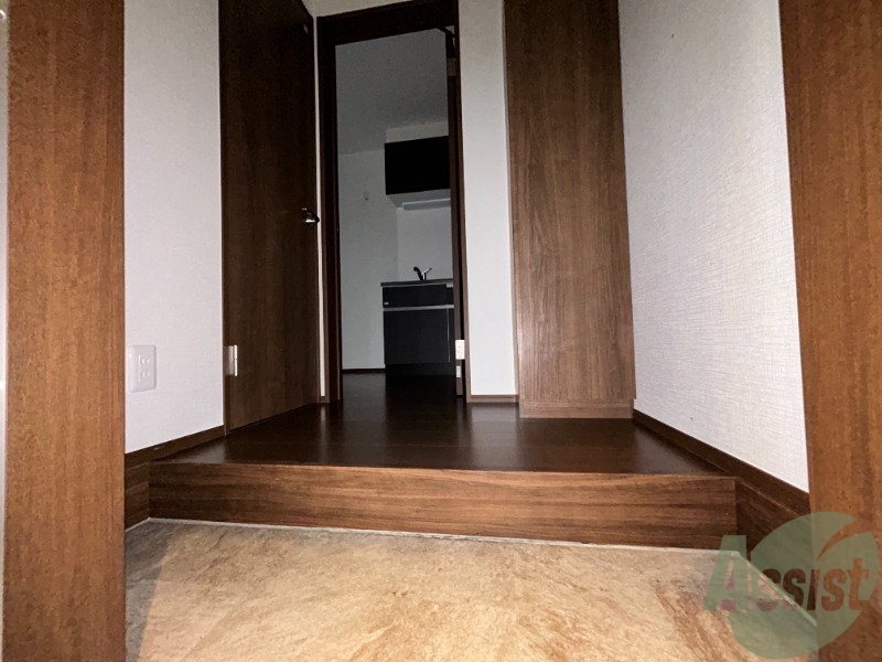 玄関　こちらは玄関から撮影した写真になります。