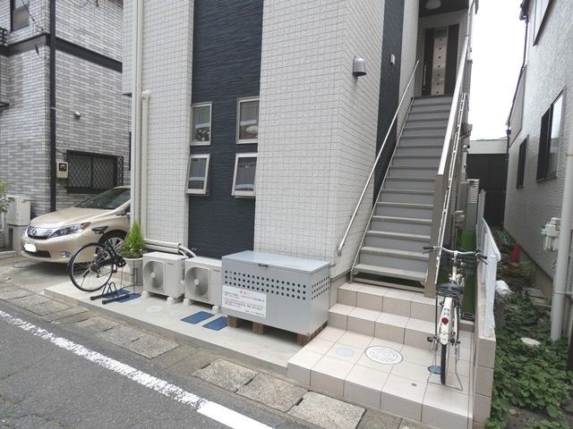 その他共有部分　専用のごみ置き場でごみ捨てらくちん♪