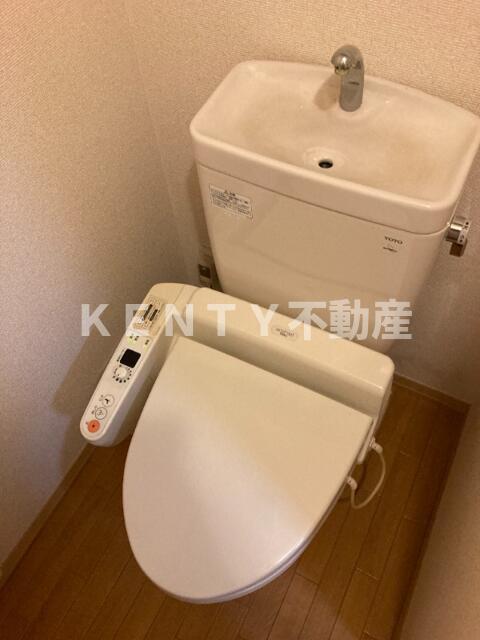 トイレ　シンプルで使いやすいトイレです