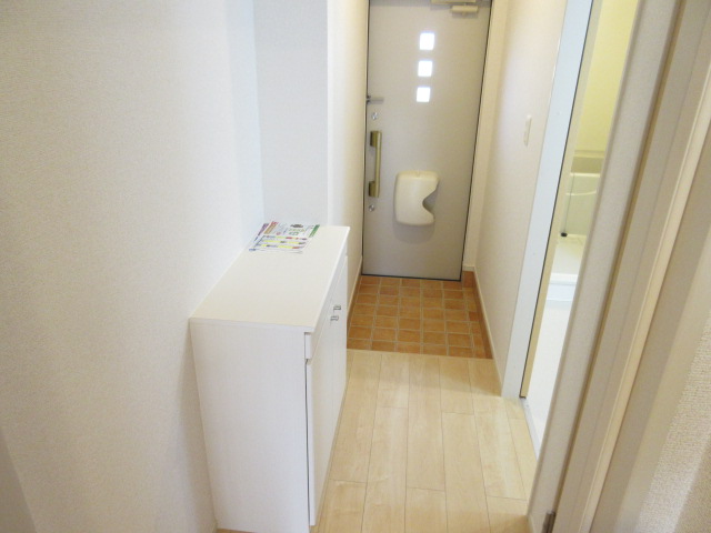玄関　大きなシューズボックス