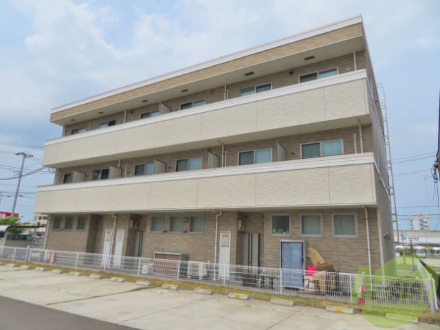 建物外観　名取市美田園５丁目３－１【リアン　ベル　コート】