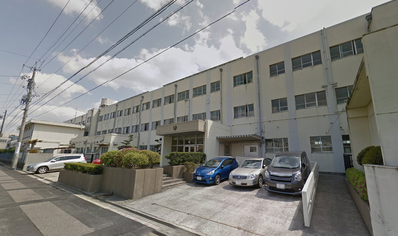 中学校　若葉中学校（中学校）まで592m