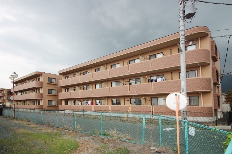 建物外観　日当たり良好