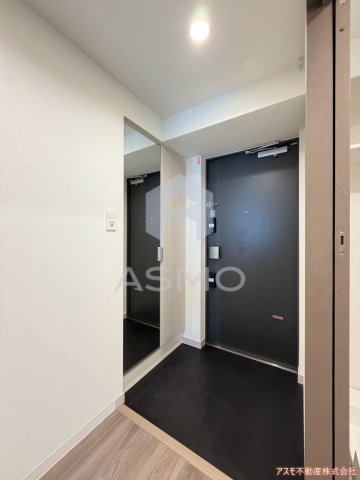 玄関　同マンション別部屋　参考写真