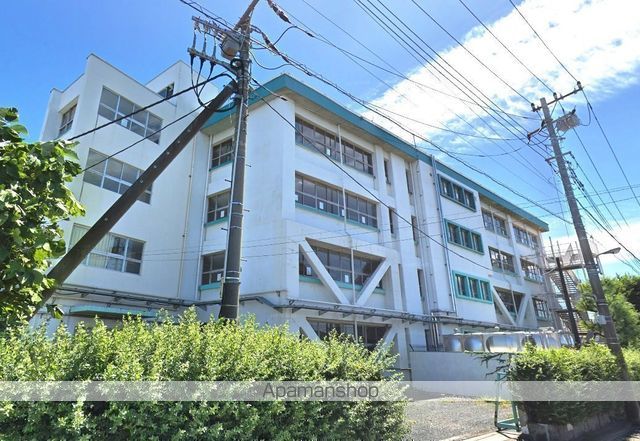 小学校　戸田市立笹目小学校（小学校）まで377m