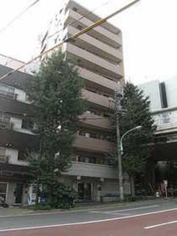 建物外観　総タイル貼りの重厚感あふれる外観