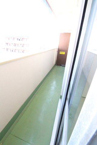 地下鉄今里筋線 だいどう豊里駅 徒歩9分 6階建 築48年の内装写真