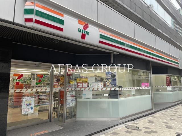 コンビニ　セブン-イレブン 赤坂６丁目店（コンビニ）まで206m