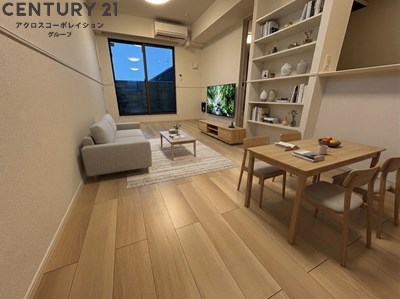 居室・リビング　画像中の家具はAIにより配置加工しているため、付属しません