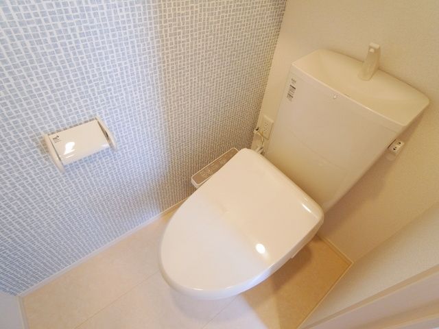 トイレ　※同施工会社イメージ