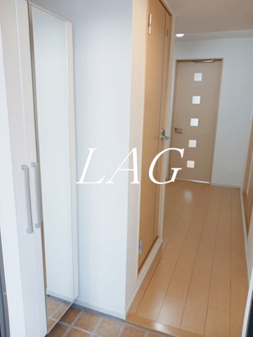 玄関　玄関です。