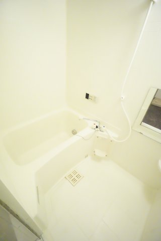 バス・シャワールーム　※同物件・同タイプの写真です。