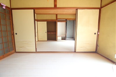 大小路2丁目戸建ての居間写真