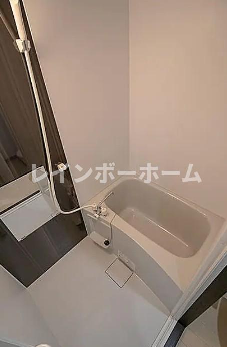 バス・シャワールーム　※別部屋参照写真となります。