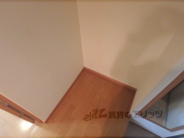 WEST9MIRROR1号館の内装写真