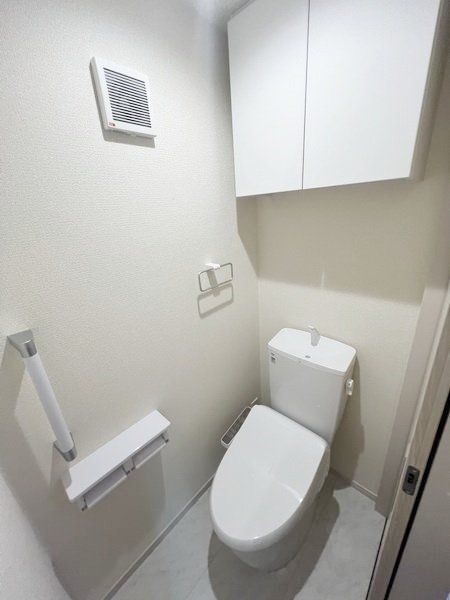 リーブルファイン西浦和 1号棟のトイレ写真