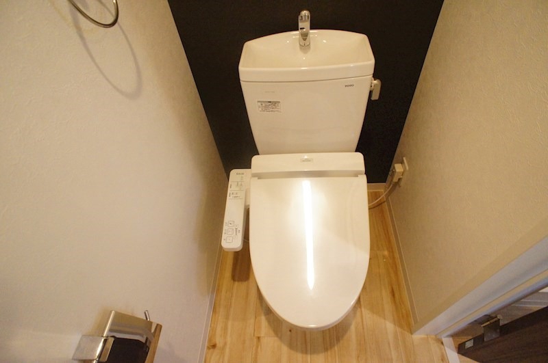 トイレ　別部屋写真