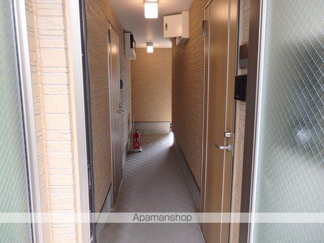 京急本線 梅屋敷駅 徒歩9分 3階建 築11年の外観写真