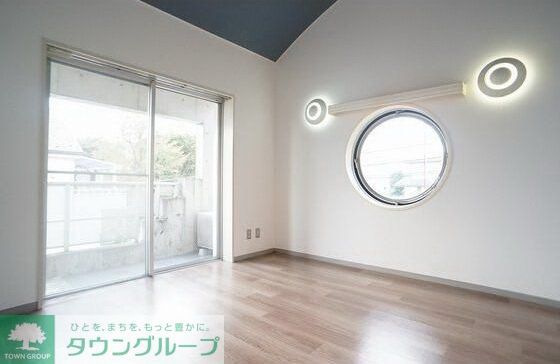 ブランニュー青葉台の居間写真