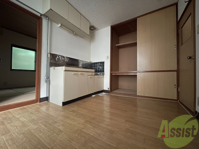 居室・リビング　広くてキレイなお部屋が広がっていて、充実した生活が送れそう。