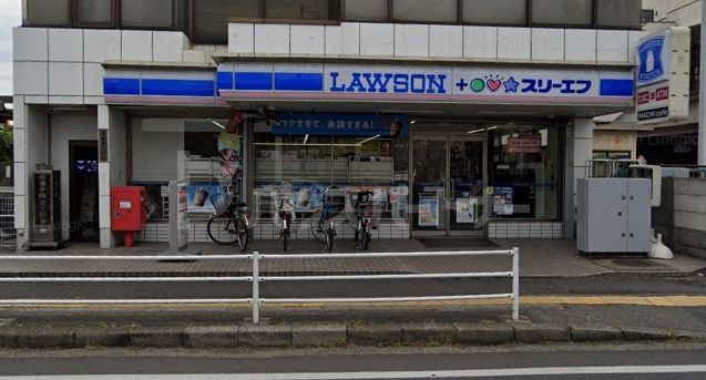 コンビニ　セブンイレブン新京成ST鎌ケ谷大仏店（コンビニ）まで740m