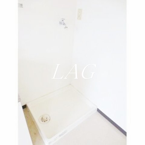 その他設備　室内洗濯機置き場です