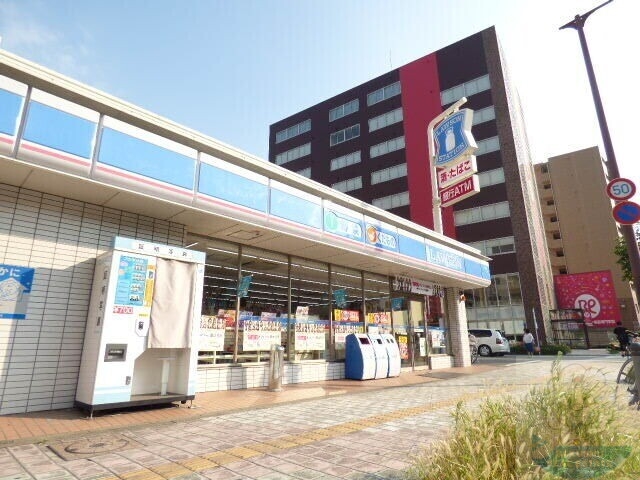 コンビニ　ローソン博多大博町店（コンビニ）まで150m