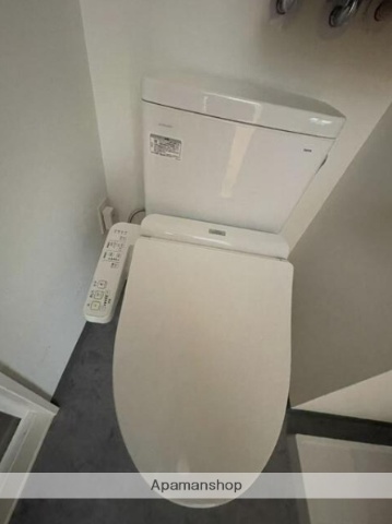 つくばエクスプレス 浅草駅 徒歩8分 5階建 築5年のトイレ写真