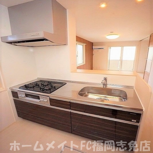 ＪＲ香椎線 酒殿駅 3階建 築10年のキッチン写真
