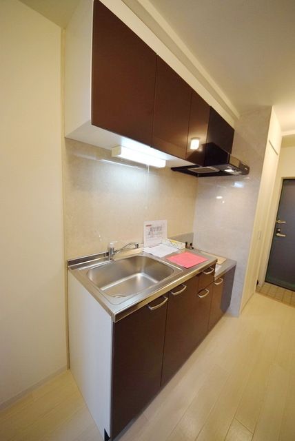 キッチン　同施工会社イメージです