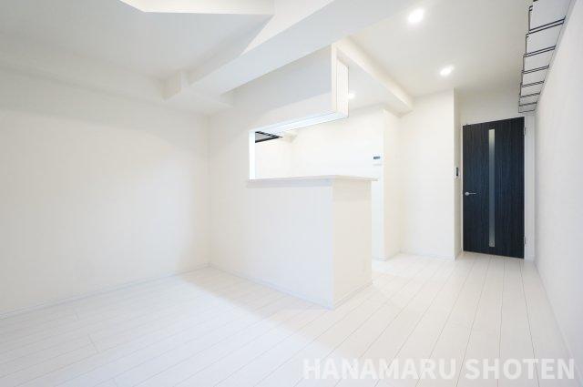 居室・リビング　当日の見学大歓迎！ お電話でのご予約がスムーズです！