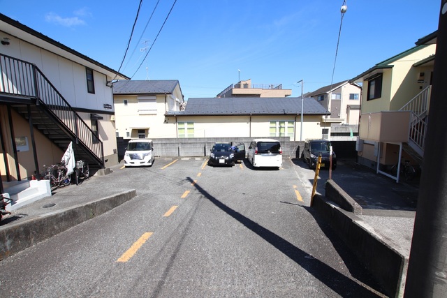 駐車場　駐車場（要空確認）
