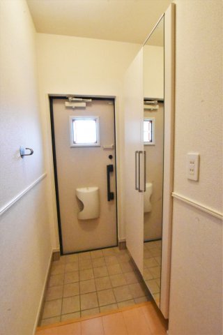 南海高野線 萩原天神駅 徒歩5分 2階建 築14年の玄関写真