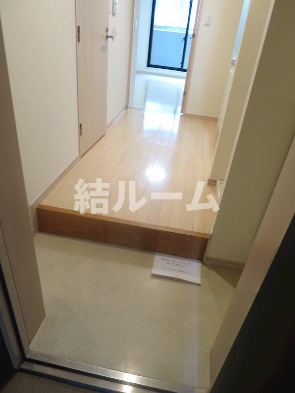 ＪＲ京浜東北線 赤羽駅 徒歩6分 4階建 築22年の玄関写真