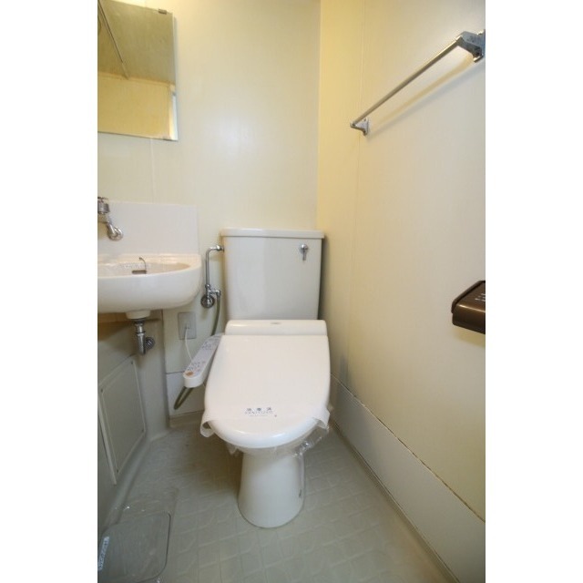 フラッツ沖新田のトイレ写真