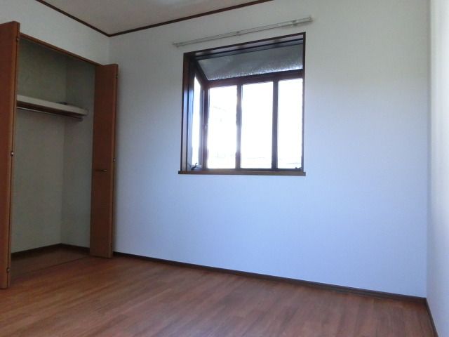 居室・リビング　角部屋２面採光
