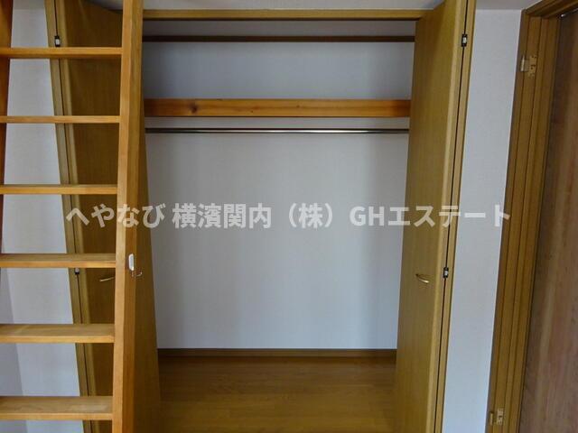 西戸部町貸家の内装写真