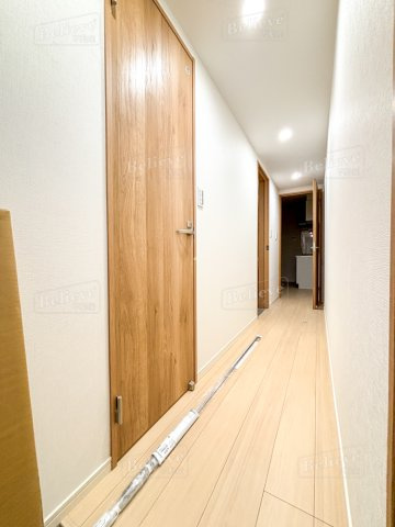 玄関　シューズボックス付きの玄関です★