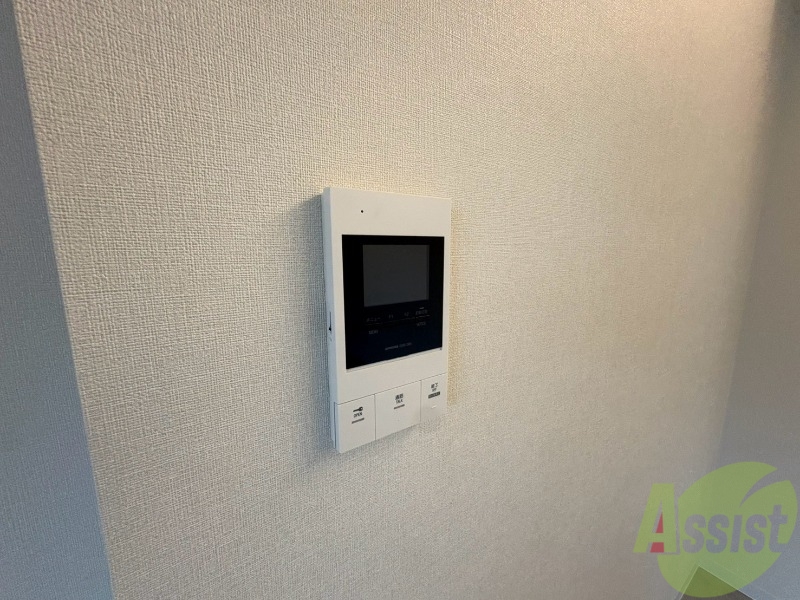 セキュリティ　ＴＶモニター付インターホンです。来客者の顔が見えるので安心！