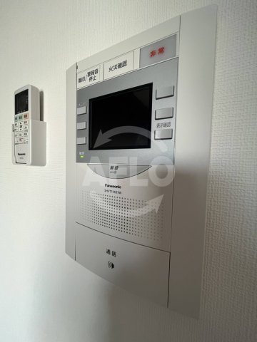 セキュリティ　フォーリアライズ弁天町クロス　TVモニターホン