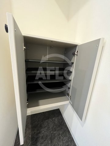 玄関　フォーリアライズ弁天町クロス　玄関収納