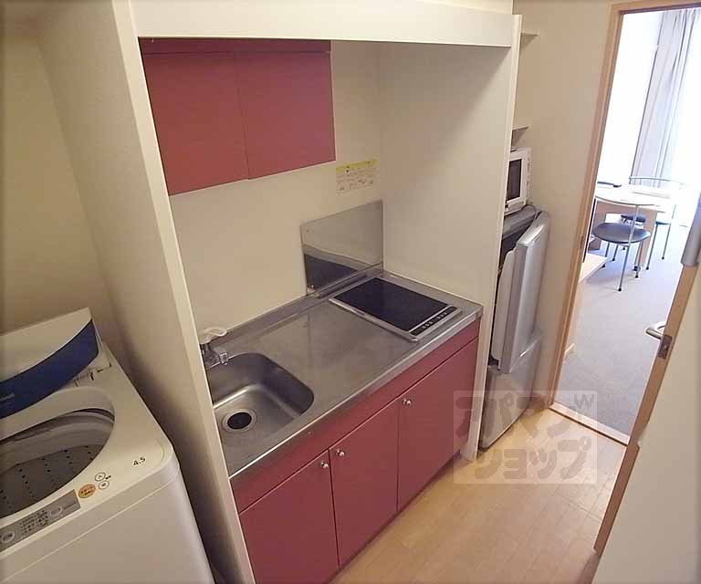 レオパレスインパクトIのキッチン写真