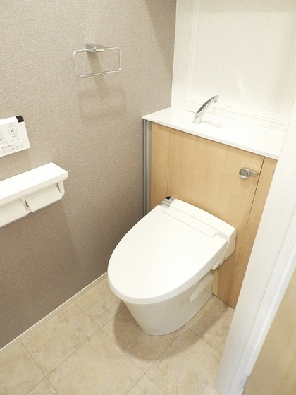 レイル ヤード 中山 IIのトイレ写真