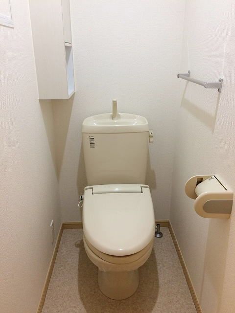サニーNT Aのトイレ写真