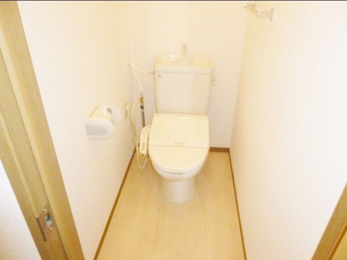 ミルフィーユ 壱番館のトイレ写真