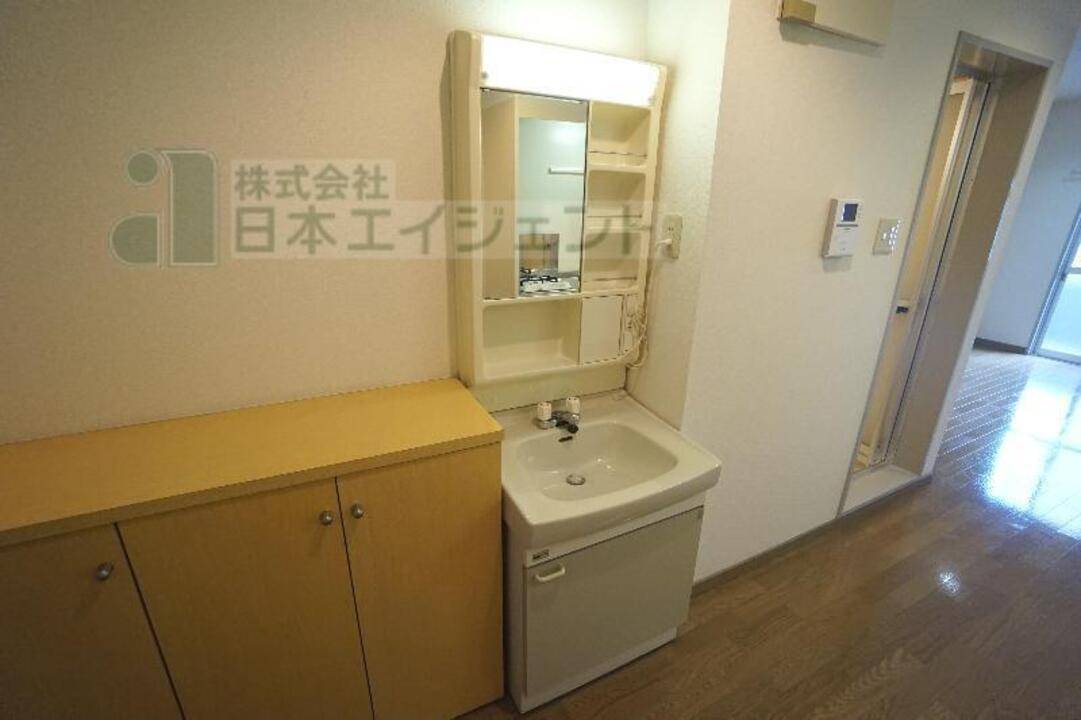 洗面設備　ドレッサー