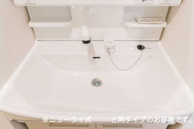 洗面設備　同タイプ（イメージ）
